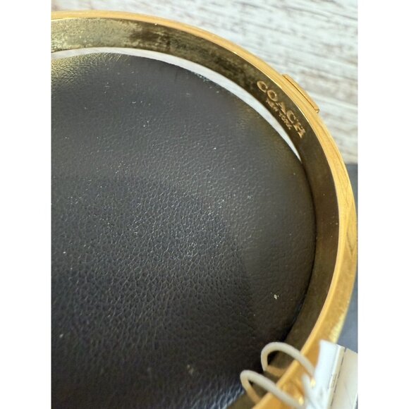 COACH Letter C LOGO Signature Red Enamel Gold Tone Bangle Bracelet Size 7 3/4” - Picture 5 of 7